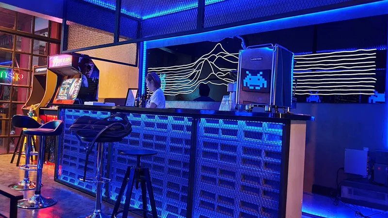 Arcadia barcade