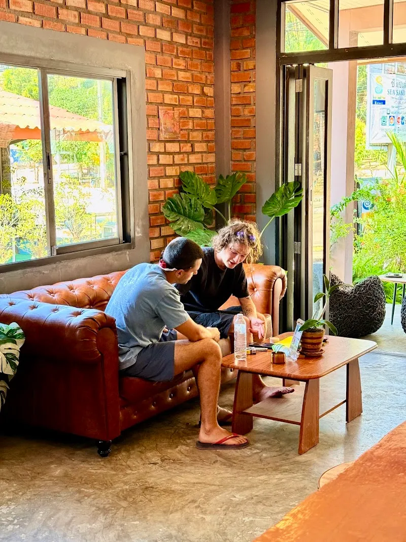 FLY HOUSE Koh Lanta Cannabis weed store lanta coffee shop