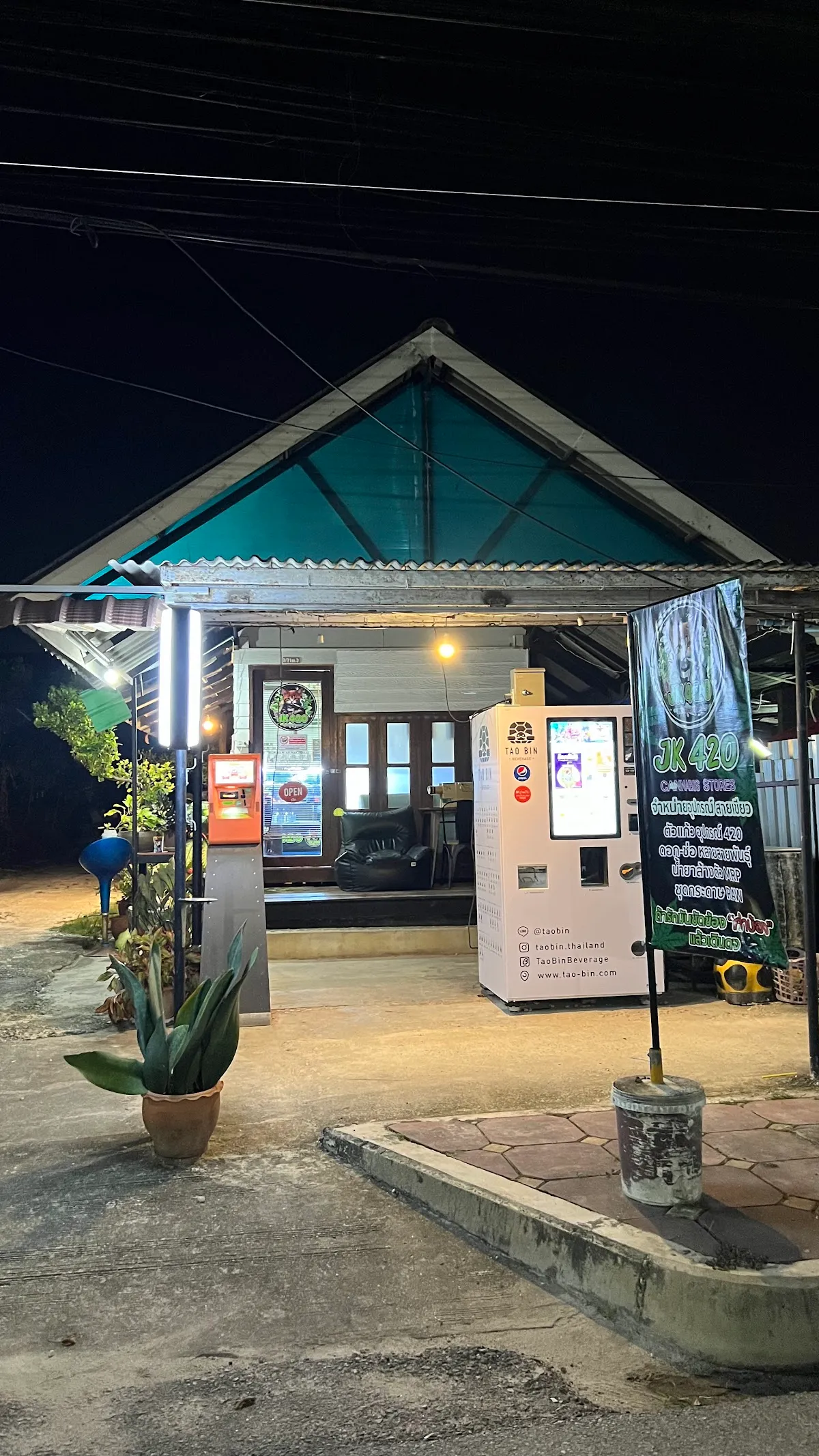 JK420 cannabis store