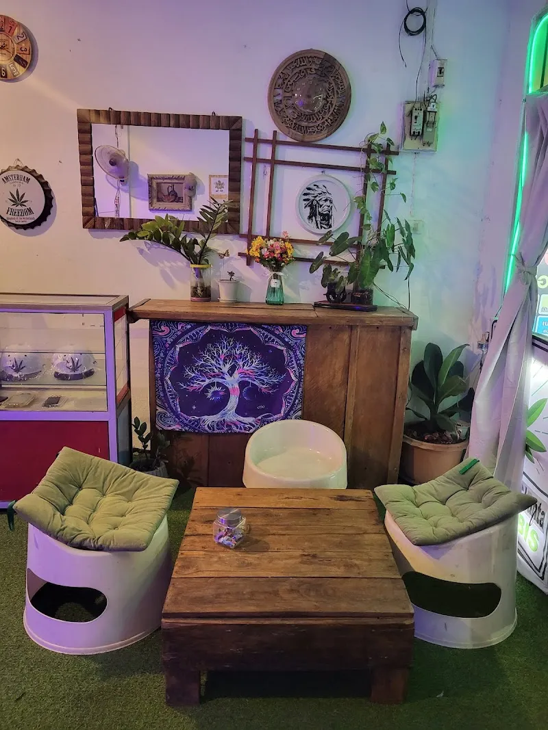 The Pot Hole Lanta Cannabis Shop &​ Mc Mobile Phone Repair