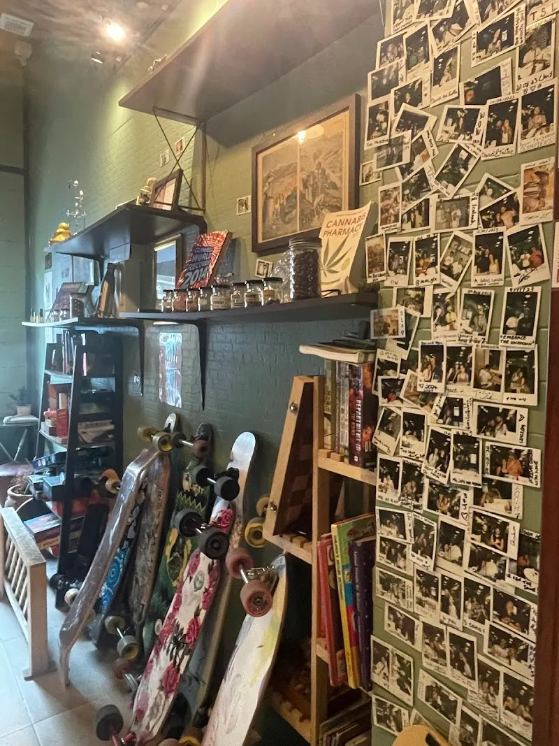 The Smokers' Library since 2022 (Cannabis Dispensary)